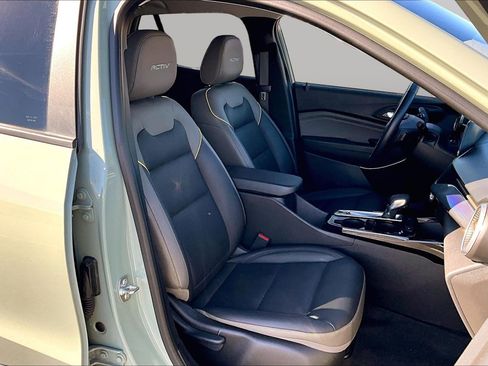 Used 2025 Chevrolet Trax ACTIV w/ Driver Confidence Package image 7