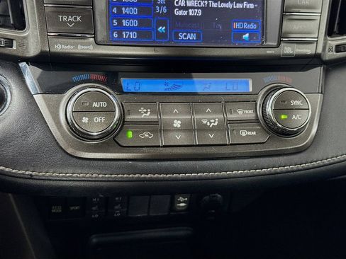 Used 2013 Toyota RAV4 Limited AWD/4WD image 16