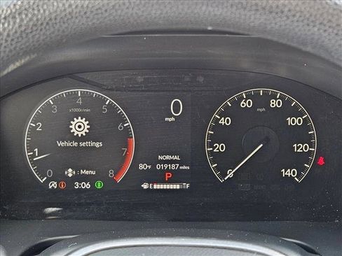 Used 2024 Honda CR-V LX image 11