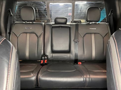 Used 2022 Ford F250 Platinum w/ FX4 Off-Road Package image 25