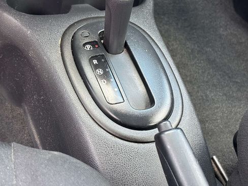Used 2015 Nissan Versa S Plus FWD image 20