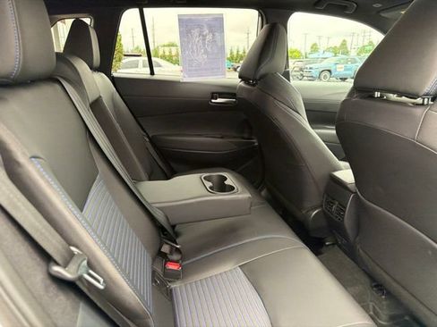 Used 2024 Toyota Corolla Cross AWD Hybrid w/ Convenience Package image 30