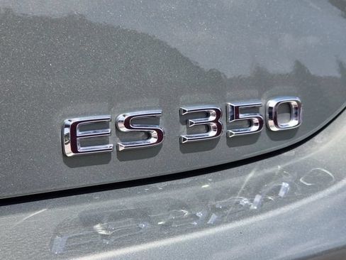 Used 2025 Lexus ES 350 w/ Accessory Package (Z1) FWD image 9