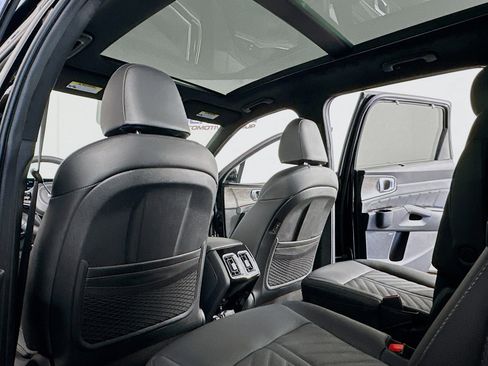 New 2025 Kia Sorento SX Prestige image 6