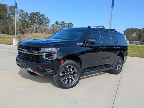 Used 2022 Chevrolet Tahoe Z71 w/ Z71 Off-Road Package image 4