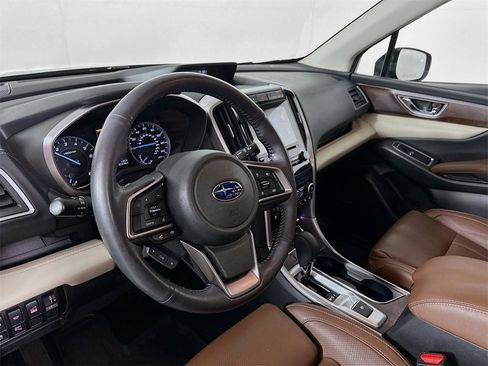 Used 2022 Subaru Ascent Touring image 10