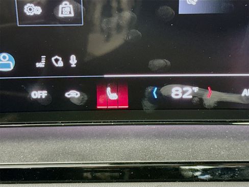 Certified 2025 Audi Q6 e-tron Premium w/ Convenience Package image 19