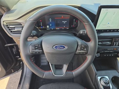 Used 2024 Ford Escape ST-Line w/ Tech Pack #1 AWD/4WD image 16