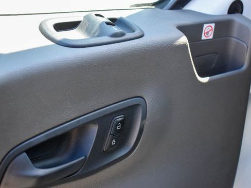 Used 2020 Ford Transit 350 XLT image 15