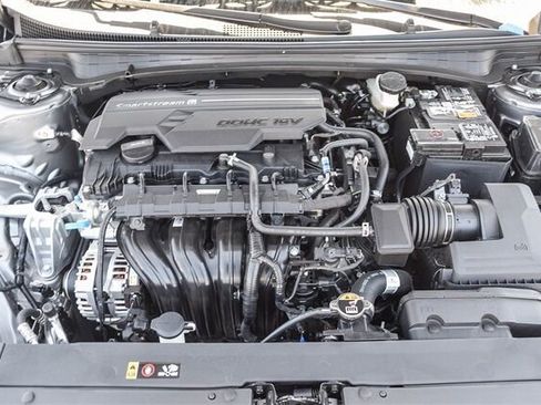 New 2025 Kia K4 LXS image 11