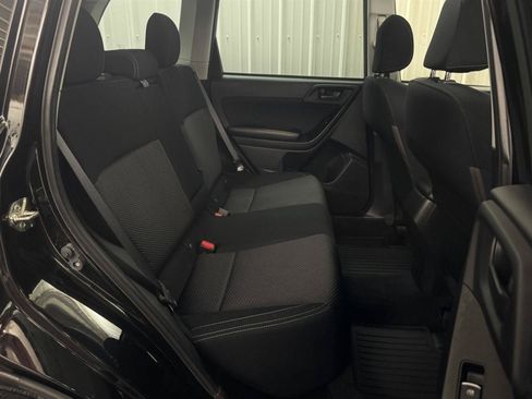 Used 2018 Subaru Forester 2.5i Premium w/ All-Weather Package AWD/4WD image 13