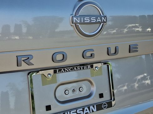 New 2026 Nissan Rogue SV w/ SV Premium Package image 5