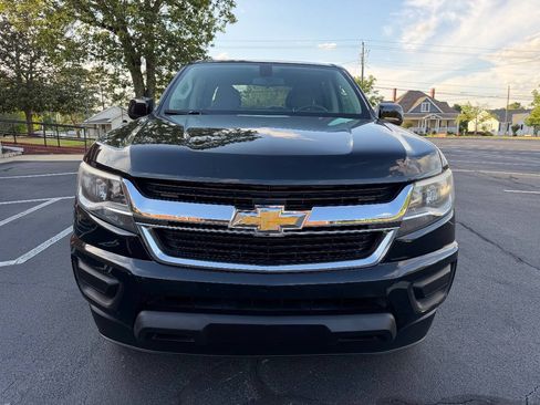 Used 2019 Chevrolet Colorado W/T w/ WT Convenience Package RWD image 3