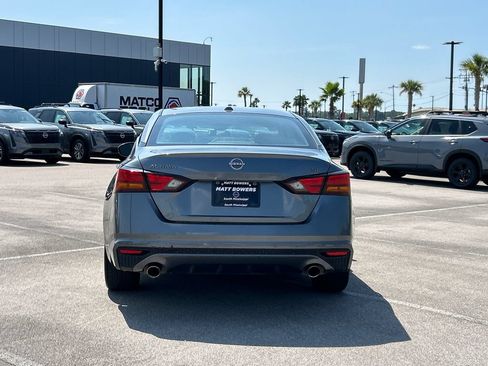 Used 2023 Nissan Altima 2.5 SL FWD image 4
