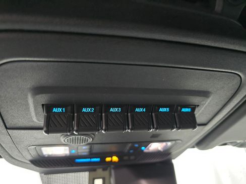 Used 2022 Ford Bronco Base image 40