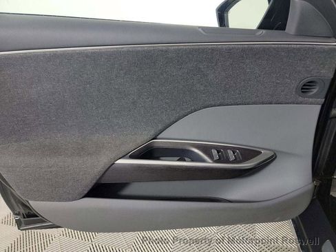 Used 2024 Lucid Air Touring image 7