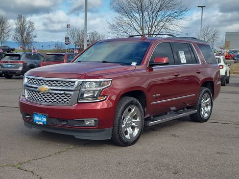 Used 2017 Chevrolet Tahoe LT w/ LT Signature Package image 1