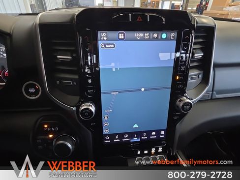 Used 2024 RAM 1500 Big Horn AWD/4WD image 22