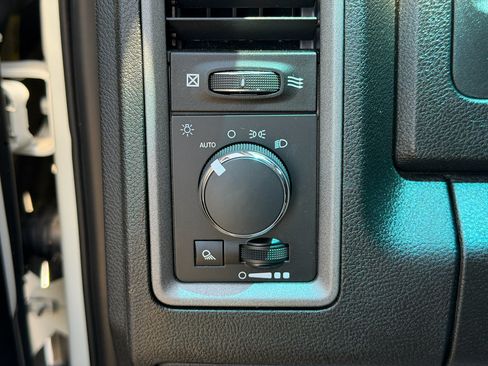 Used 2023 RAM 1500 Tradesman w/ Power & Remote Entry Group RWD image 9