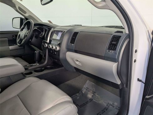 Certified 2021 Toyota Sequoia SR5 w/ Premium Package AWD/4WD image 27