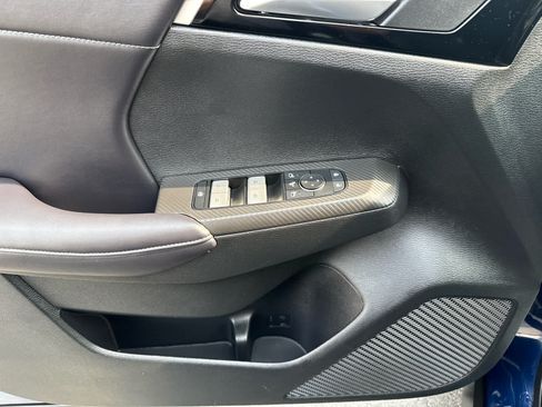 Used 2024 Mitsubishi Outlander SE AWD/4WD image 10
