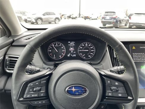 Used 2025 Subaru Outback Onyx Edition image 21