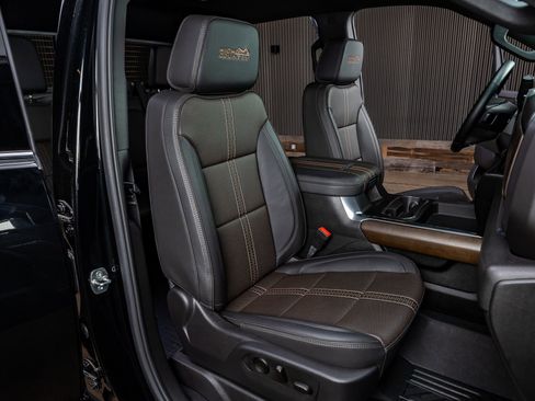 Used 2025 Chevrolet Silverado 2500 High Country w/ High Country Premium Package image 31