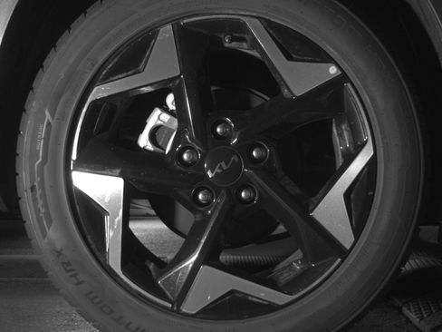 Used 2025 Kia Seltos S FWD image 18