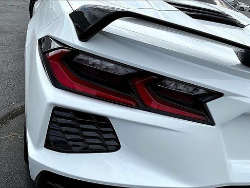 Used 2023 Chevrolet Corvette Stingray Premium Conv w/ Z51 Performance Package image 12