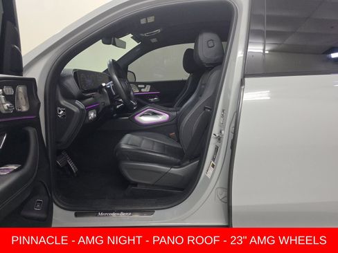 Used 2024 Mercedes-Benz GLS 450 4MATIC image 3
