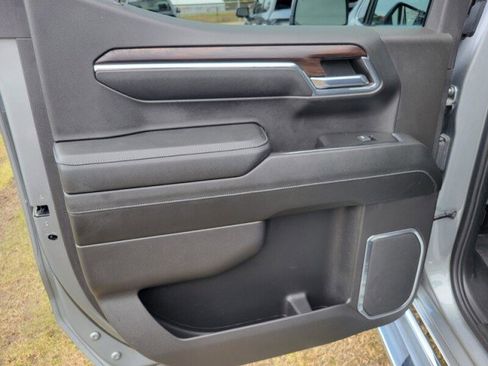 Used 2024 GMC Sierra 1500 SLT w/ SLT Premium Plus Package image 29