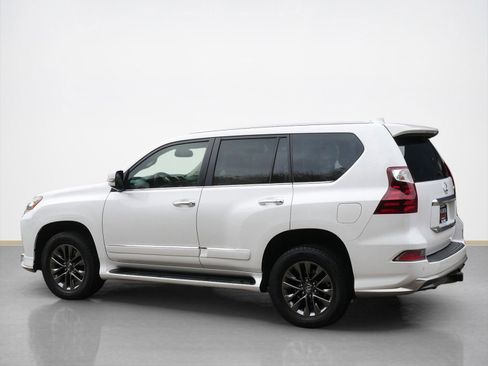 Used 2018 Lexus GX 460 image 5