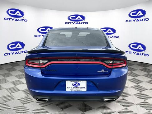 Used 2021 Dodge Charger SXT w/ Blacktop Package image 6