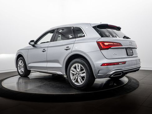 Certified 2023 Audi Q5 2.0T Premium w/ Convenience Package AWD/4WD image 5