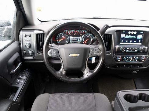 Used 2015 Chevrolet Silverado 1500 LT w/ LT Convenience Package image 2