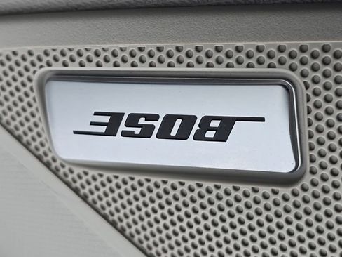 Used 2022 Nissan Pathfinder SL w/ SL Premium Package image 10