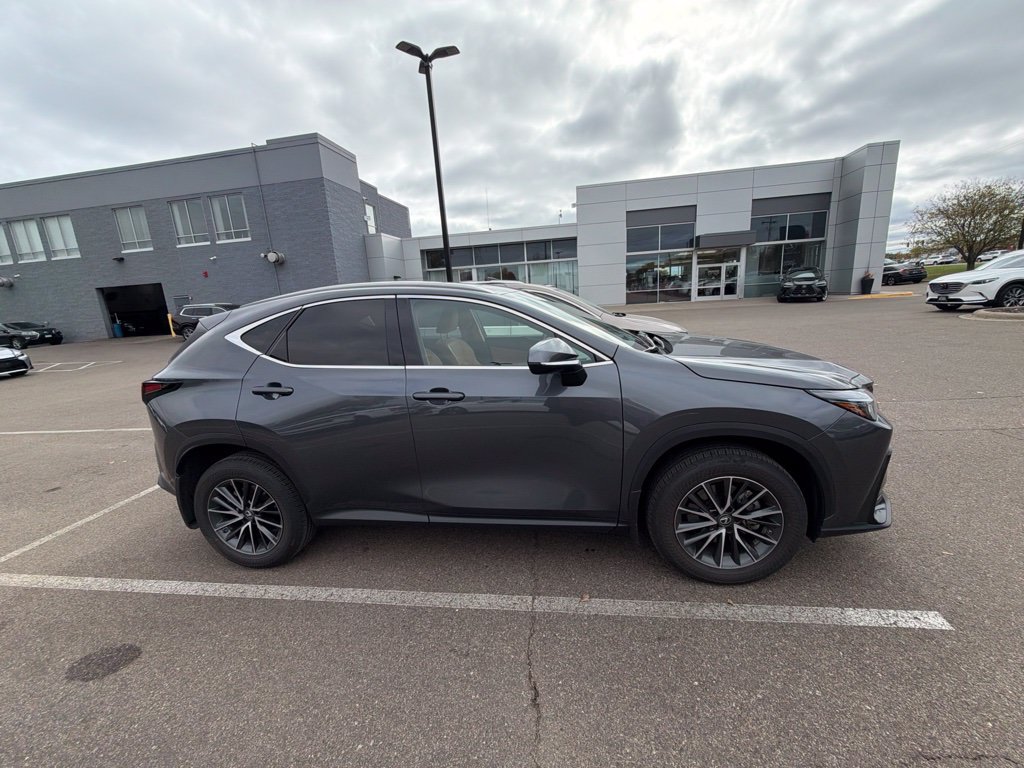 Used 2023 Lexus NX 350 AWD image 5