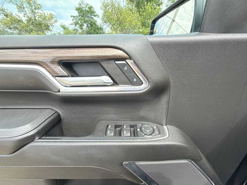Certified 2024 Chevrolet Silverado 1500 LT AWD/4WD image 22