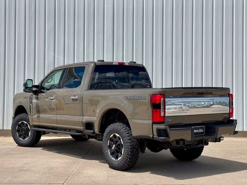 New 2026 Ford F250 Platinum w/ Platinum Plus Package AWD/4WD image 4