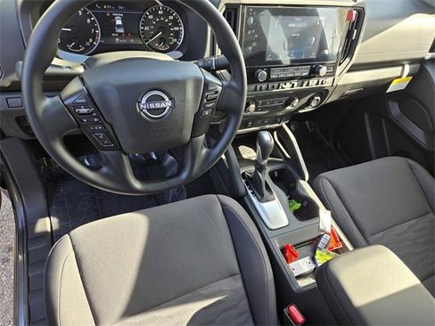 New 2026 Nissan Frontier S image 7