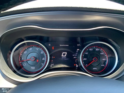 Used 2023 Dodge Charger SXT RWD image 12