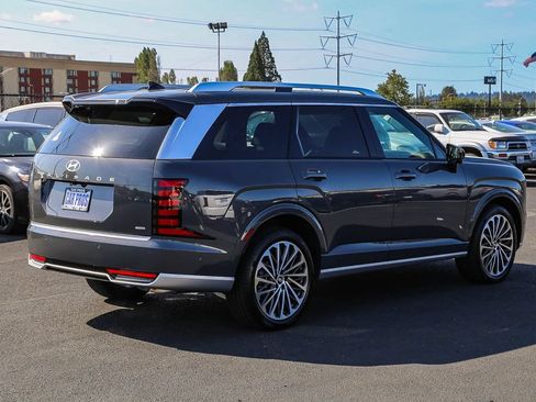 Certified 2026 Hyundai Palisade Calligraphy AWD/4WD image 9