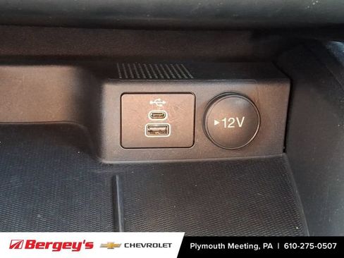Used 2025 Ford Escape Active AWD/4WD image 26