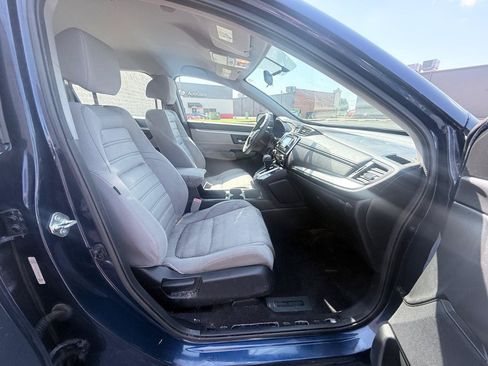 Used 2017 Honda CR-V LX image 11