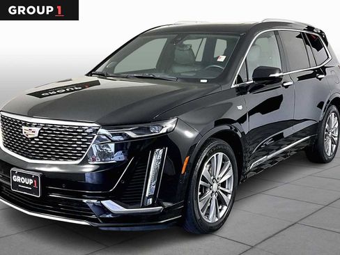 Used 2022 Cadillac XT6 Premium Luxury w/ Technology Package image 1