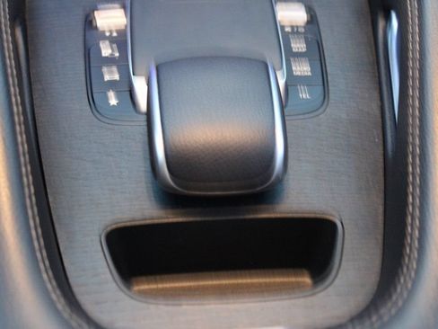 Used 2024 Mercedes-Benz GLE 350 4MATIC image 24