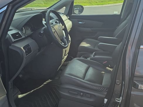 Used 2015 Honda Odyssey EX-L image 5