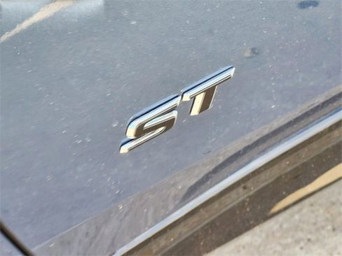 New 2026 Buick Envista Sport Touring image 8