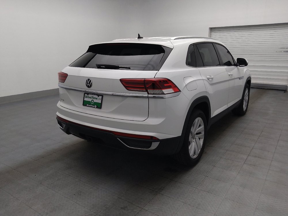 Used 2023 Volkswagen Atlas Cross Sport SE FWD image 9