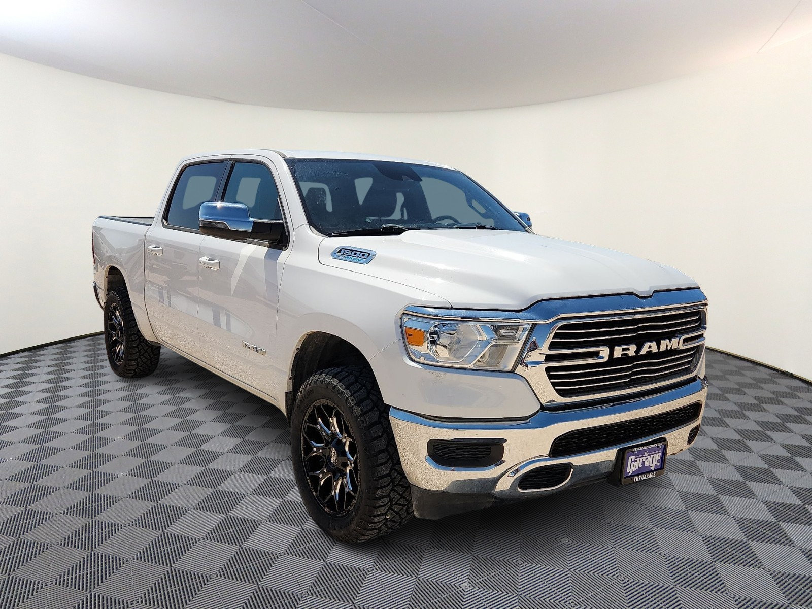 Used 2024 RAM 1500 Laramie RWD image 6
